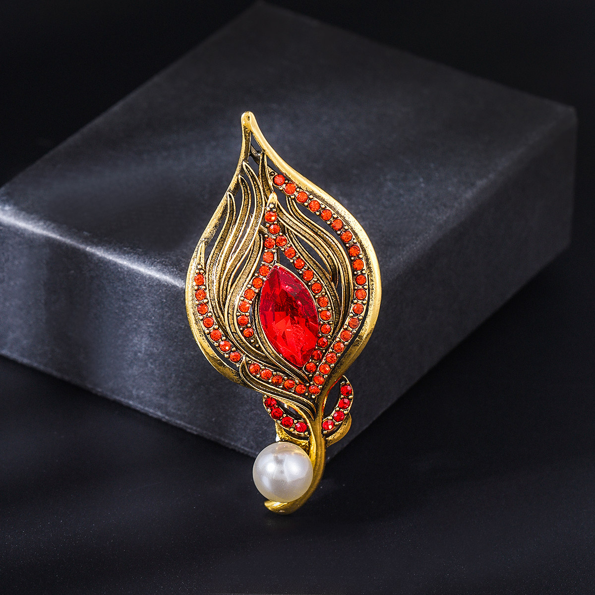 欧美跨境复古孔雀翎胸针