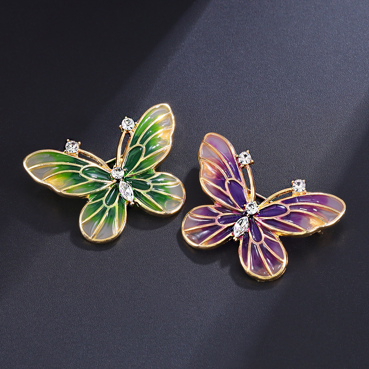 新款轻奢优雅蝴蝶胸针开衫外套配饰别针高级感合金简约饰品胸花女,饰品/流行首饰/时尚饰品新,胸针,淘宝优惠券,粉丝福利购,淘宝优惠卷