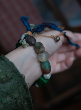 复古文艺尼泊尔丝线干青多宝手串SC142