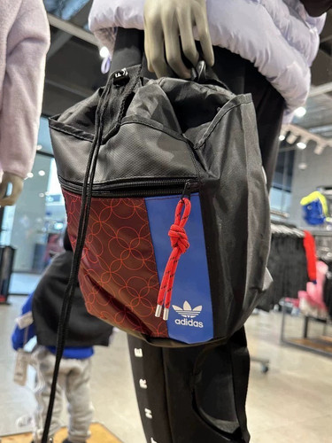 晶晶正品代购阿迪达斯三叶草男女CNY水桶包双肩包1025