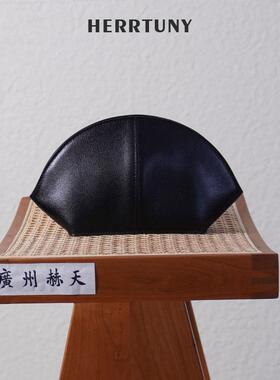 HERRTUNY小众设计复刻ROW贝壳包极简法羊纹真皮手包化妆包