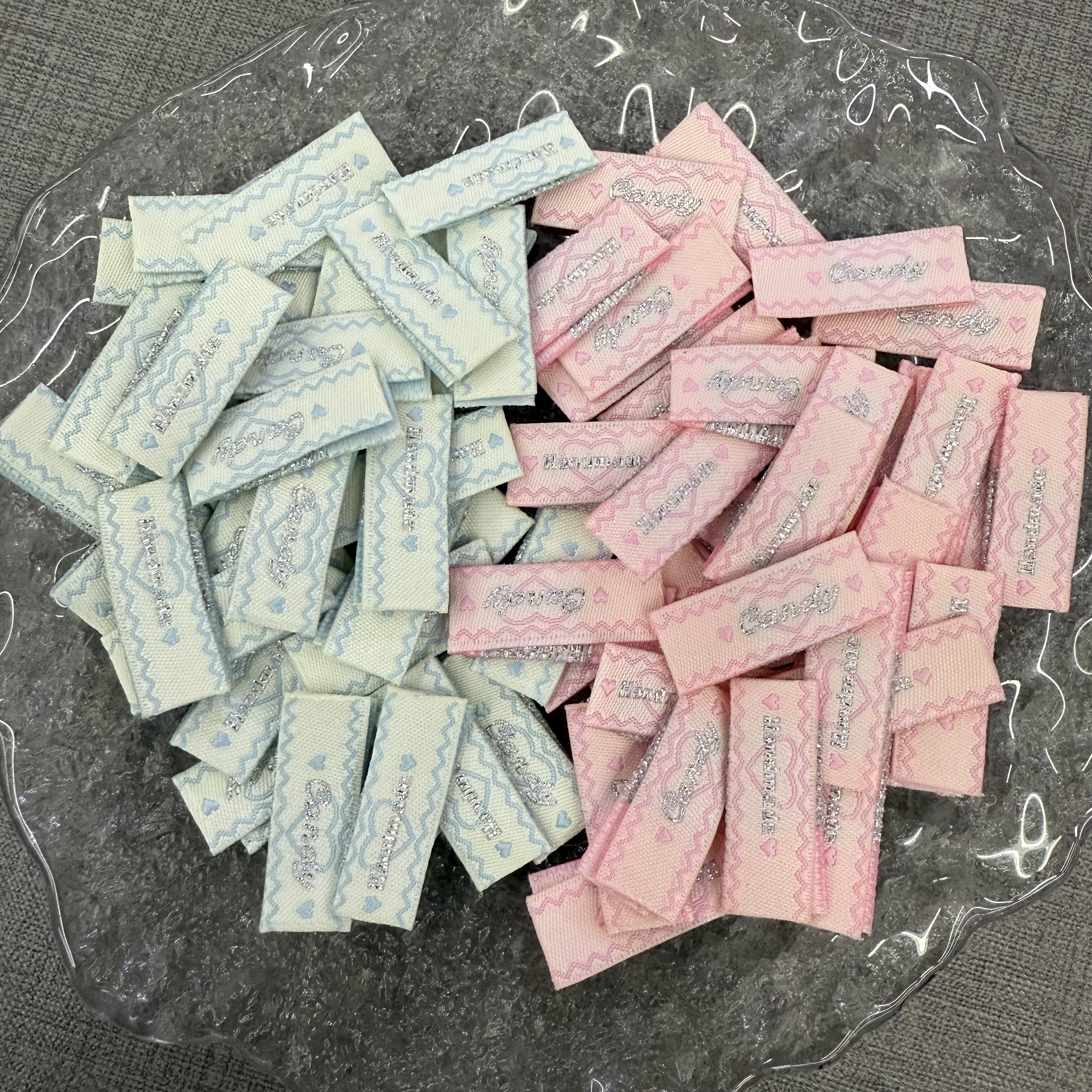 现货发圈布标织唛领标包包发饰服装辅料标签商标领标新品袜口标,纺织面料/辅料/配套,印唛/织唛,淘宝优惠券,粉丝福利购,淘宝优惠卷