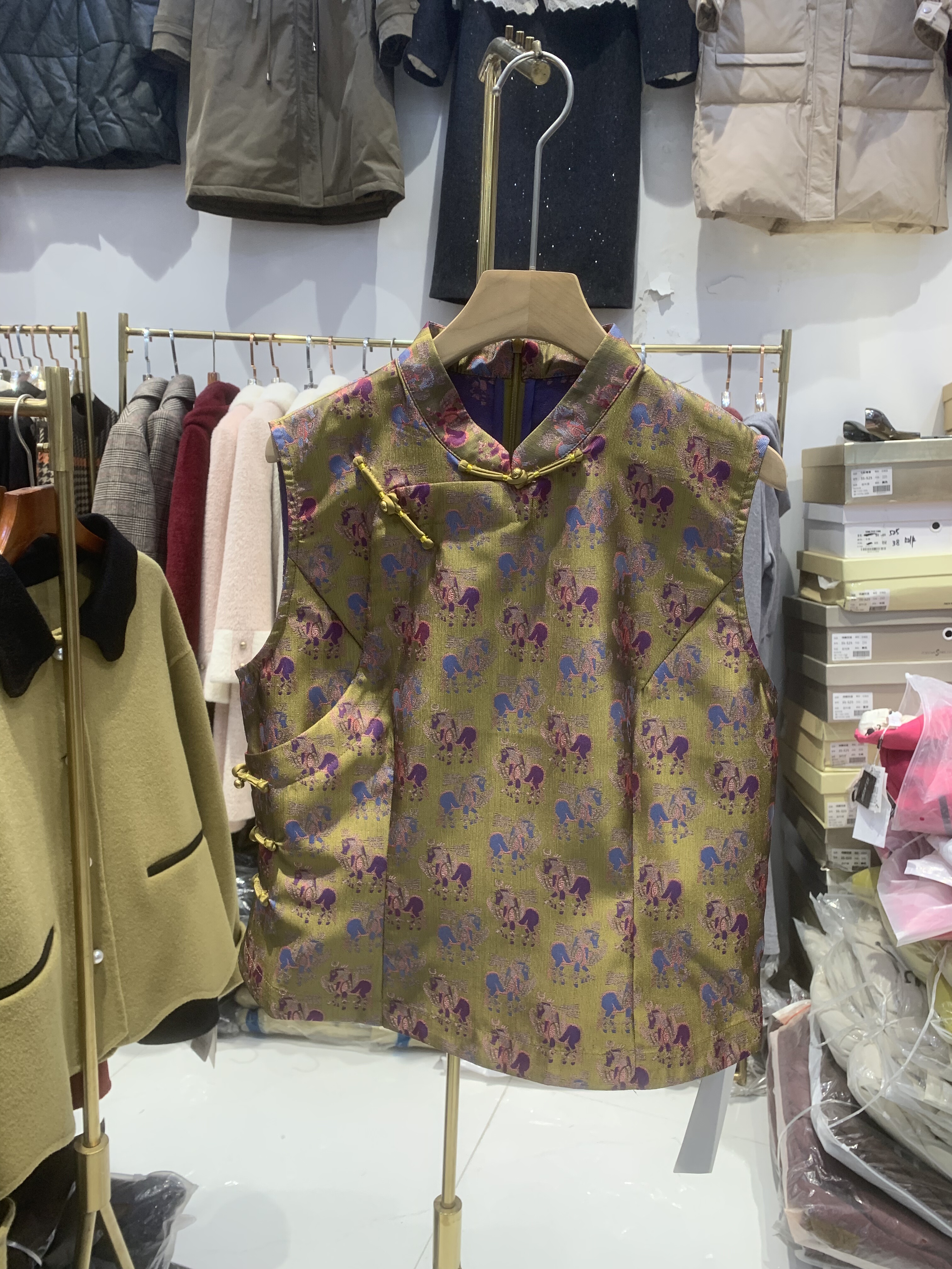 幸运阁中式国风马甲女装2026早春新款气质休闲唐装复古马夹百搭,女装/女士精品,马夹,淘宝优惠券,粉丝福利购,淘宝优惠卷