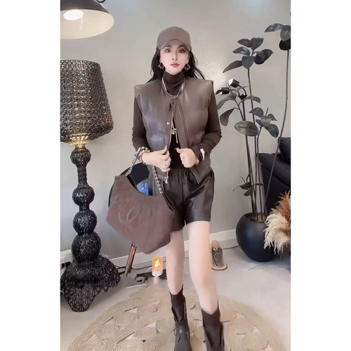 圆领pu皮马甲女秋冬新款宽松百搭羽绒棉坎肩亮面高端减龄显瘦马夹