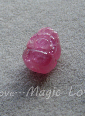 【Magic Love】天然艳丽桃粉色碧玺貔貅通孔配件◎多棉裂特价