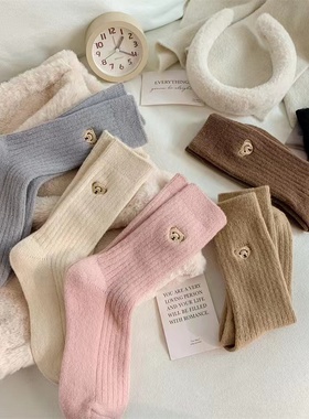 boom bomb冬季加厚袜子暖羊毛卡通小熊刺绣黑色中筒袜加绒女袜长