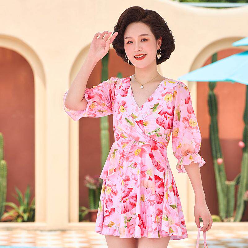 2026新款高级感泳衣女加肥加大码遮肚海边显瘦温泉中老年妈妈泳装