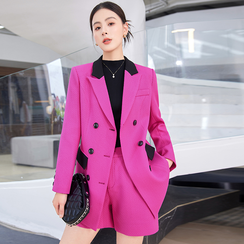 时髦洋气玫红西服套装女秋冬季今年流行的韩版气质西装短裤两件套-封面