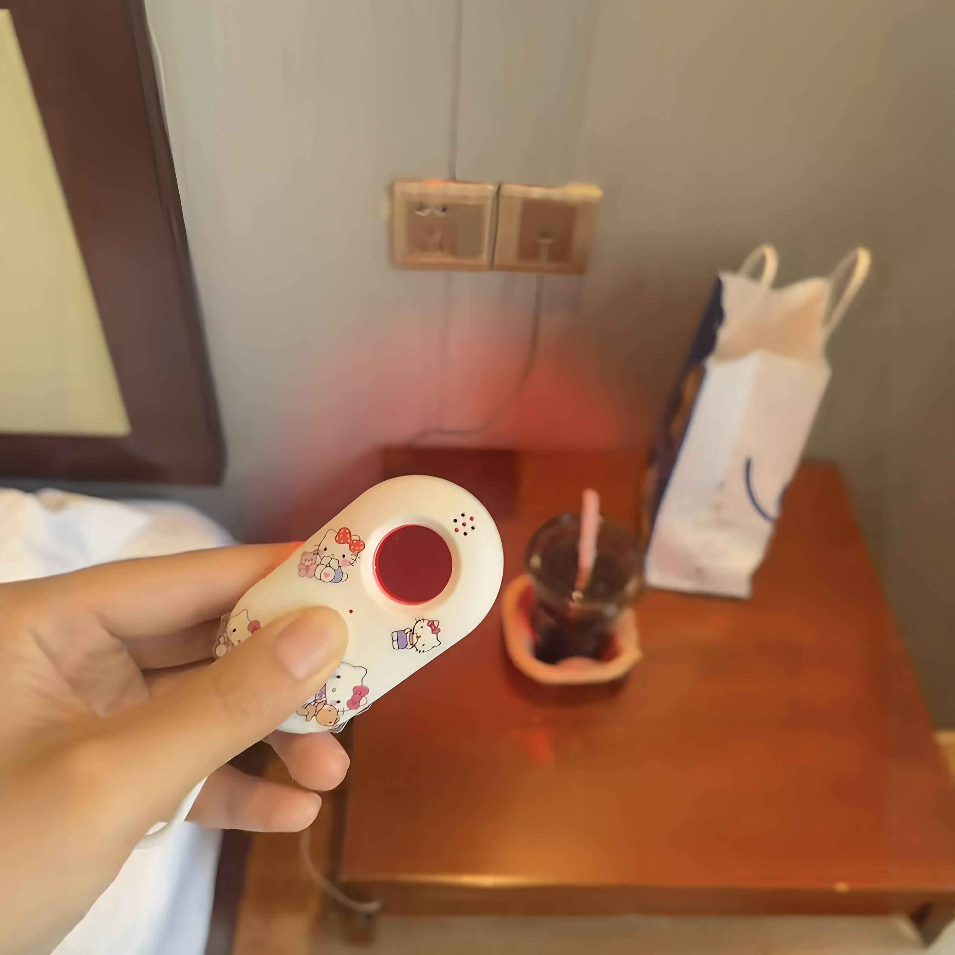 无线电波探测仪出差酒店防窥神器多功能便携式红外信号扫描探测器图片