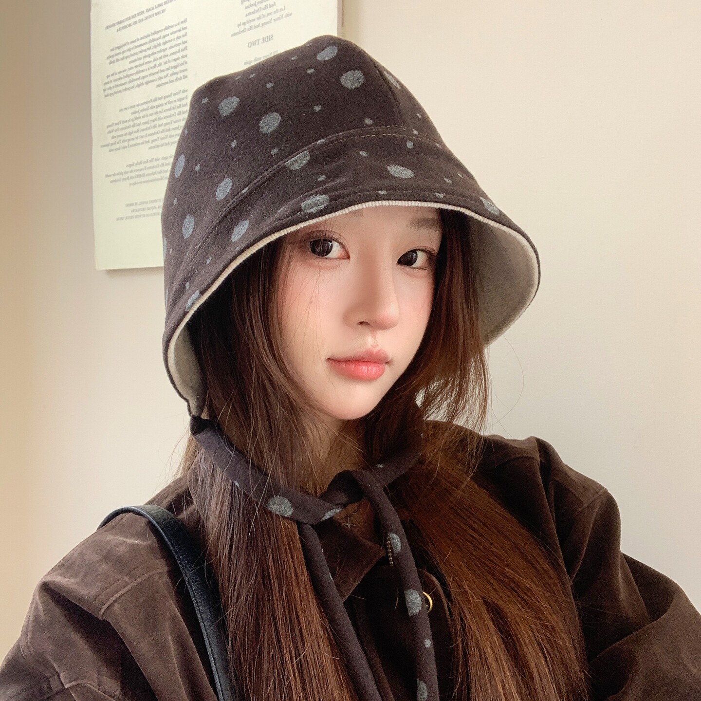 秋冬复古波点渔夫帽女保暖护耳图片