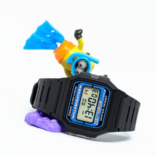 【便宜又好戴】日版卡西欧CASIO F-105W塑胶方块电子手表男女表钢 - 封面