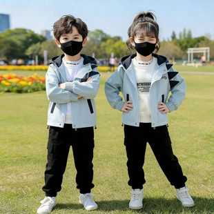 男宝宝儿童运动风衣外套套装男女童帅气26新款防风外套工装裤子潮