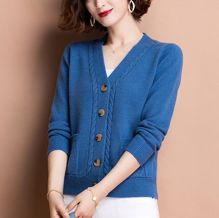 郴梦产秋冬新款针织外搭羊绒开衫毛衣女宽松短款羊毛衫外套