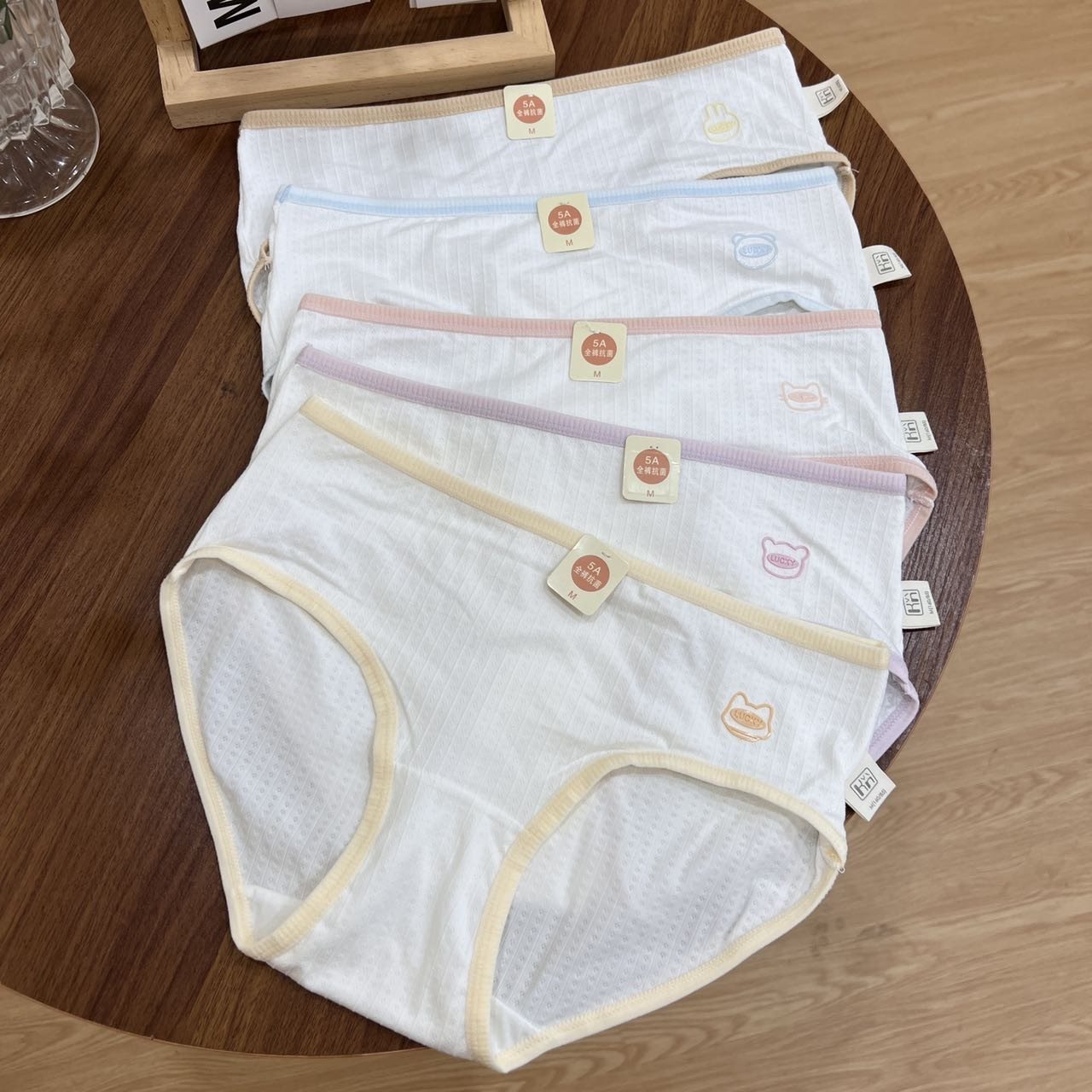 简约白色A类婴儿棉内裤女生纯棉裆5A抗菌学生短裤柔软透气三角裤,女士内衣/男士内衣/家居服,女三角裤,淘宝优惠券,粉丝福利购,淘宝优惠卷