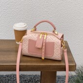 2026新款 小众通勤单肩小包包 原创压花斜挎包休闲枕头包高级感时尚