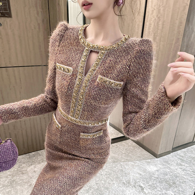 2025冬装新款女装法式小香风镶钻镂空设计感厚实毛呢连衣裙51233