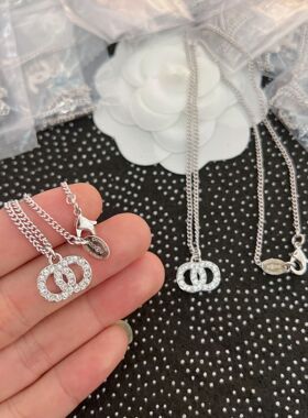 实拍香家经典双C满钻水钻项链女高品质香奶奶经典款时尚锁骨链厂