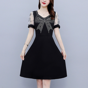 RM7598#大码 2023夏新款收腰显瘦流行网纱时尚蝴蝶烫钻连衣裙