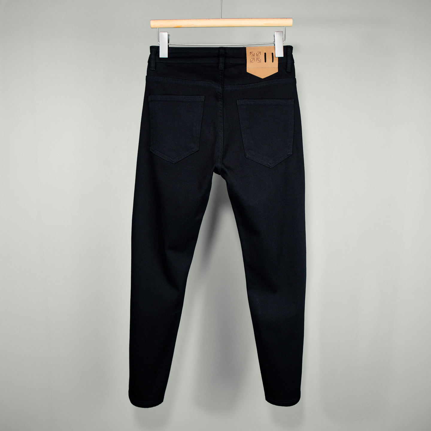 轻奢柔软九分牛仔裤男士防褪色莱赛尔纯黑色四面弹修身小脚九分裤