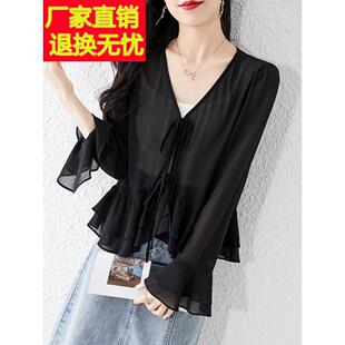 2025新夏季风格黑色美丽褶边V领防晒衬衫宽松和时尚雪纺短外套的