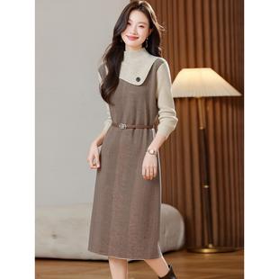 毛衣裙女款秋冬2025新款高级感爆款中长款配大衣的内搭针织连衣裙