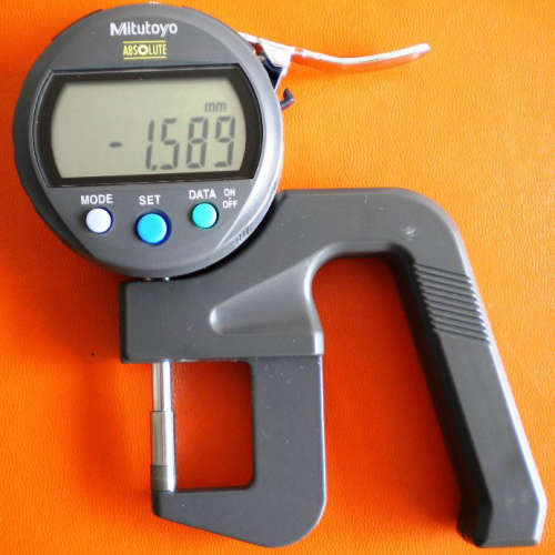 日本三丰 547-313量程0-10mm 数显厚度表