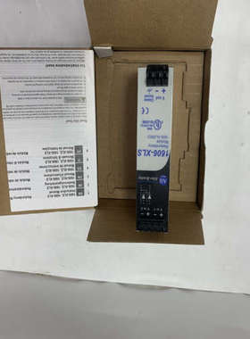 SM810K01       ABB    控制交流继电器