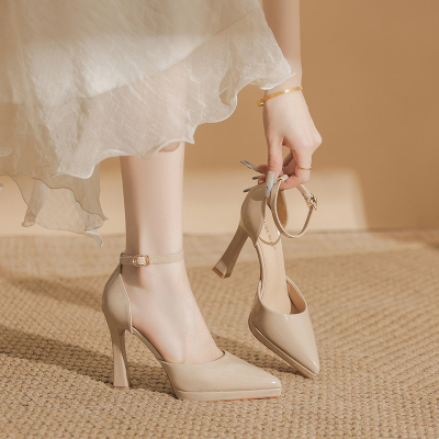 单鞋中空一字带裸色防水台高跟鞋