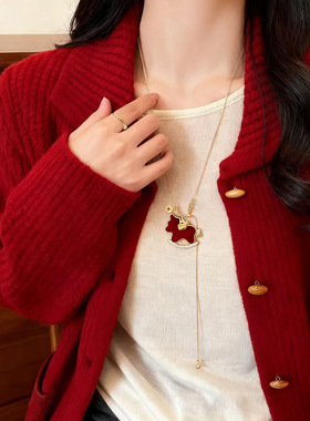 马上好运本命年红色丝绒小马项链女复古高级感长款毛衣链配饰饰品