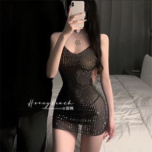 HP：独特绝美*连衣裙性感v领低胸吊带裙重工烫钻收腰修身包臀短裙