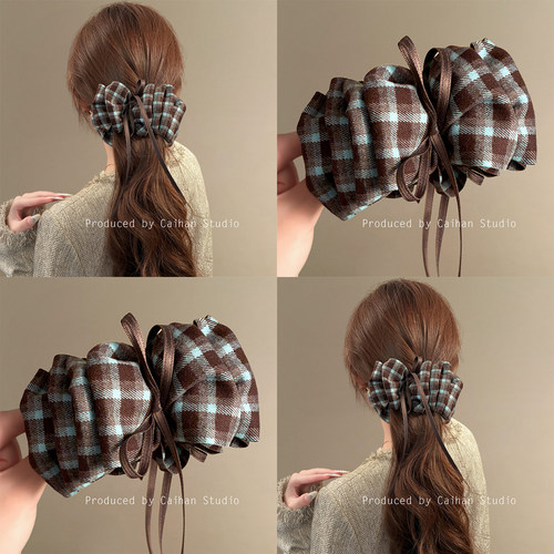 盐系可露丽~气质蓝咖格纹香蕉夹