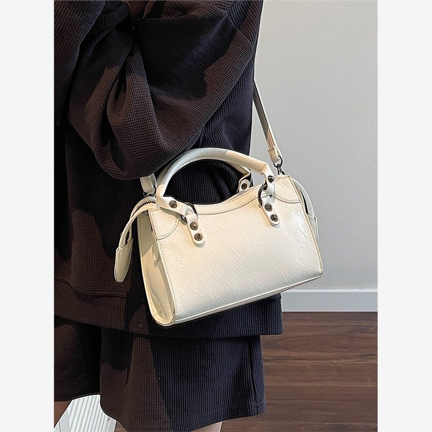韩版高级质感时尚百搭通勤手提包包女2025夏季新款简约斜挎小方包,箱包皮具/热销女包/男包,小方包,淘宝优惠券,粉丝福利购,淘宝优惠卷