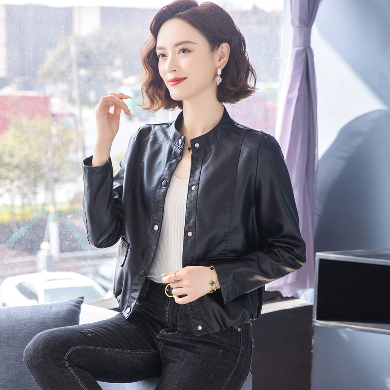 2023秋季新款女士皮衣时尚女式皮夹克海宁真皮皮衣短款修身小外套