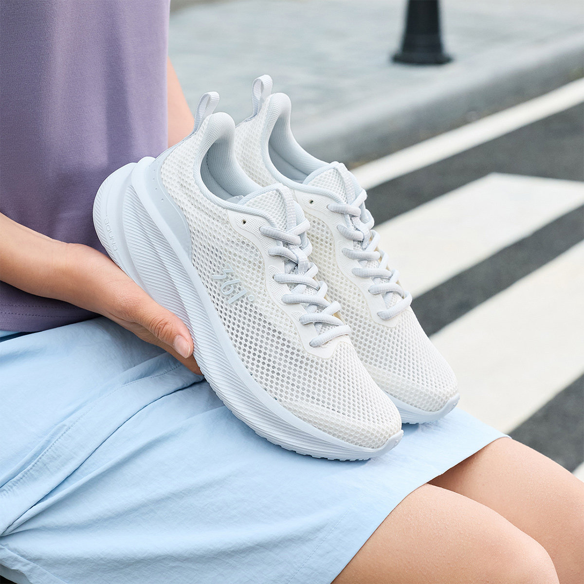 361夏季女鞋网孔运动鞋女款薄款网鞋透气网面网眼镂空女士跑步鞋