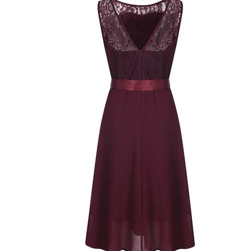Solid round neck sleeveless lace dress纯色圆领无袖蕾丝连衣裙