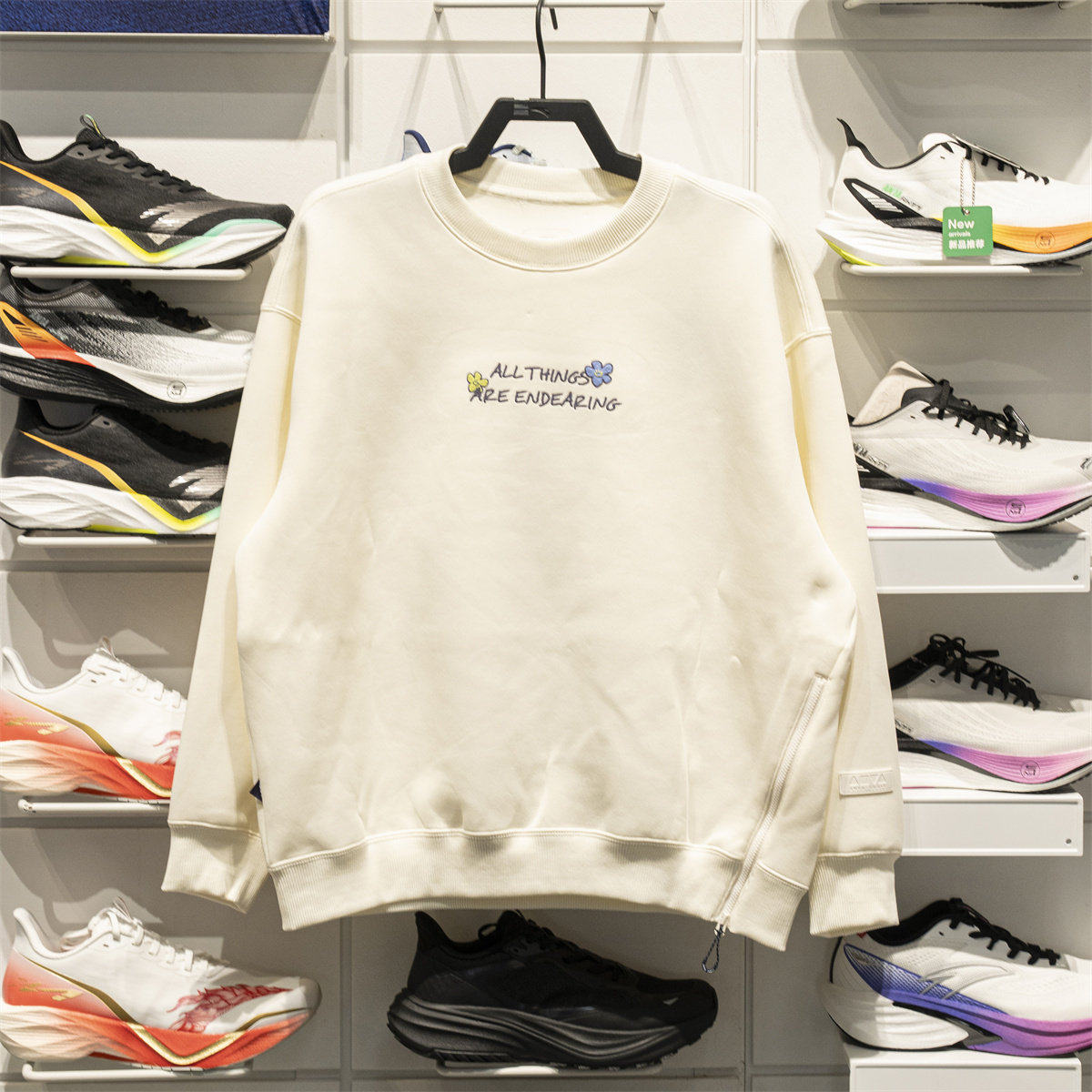 安踏卫裤厚棉T女2026春季新款运动休闲宽松套头衫上衣162618710