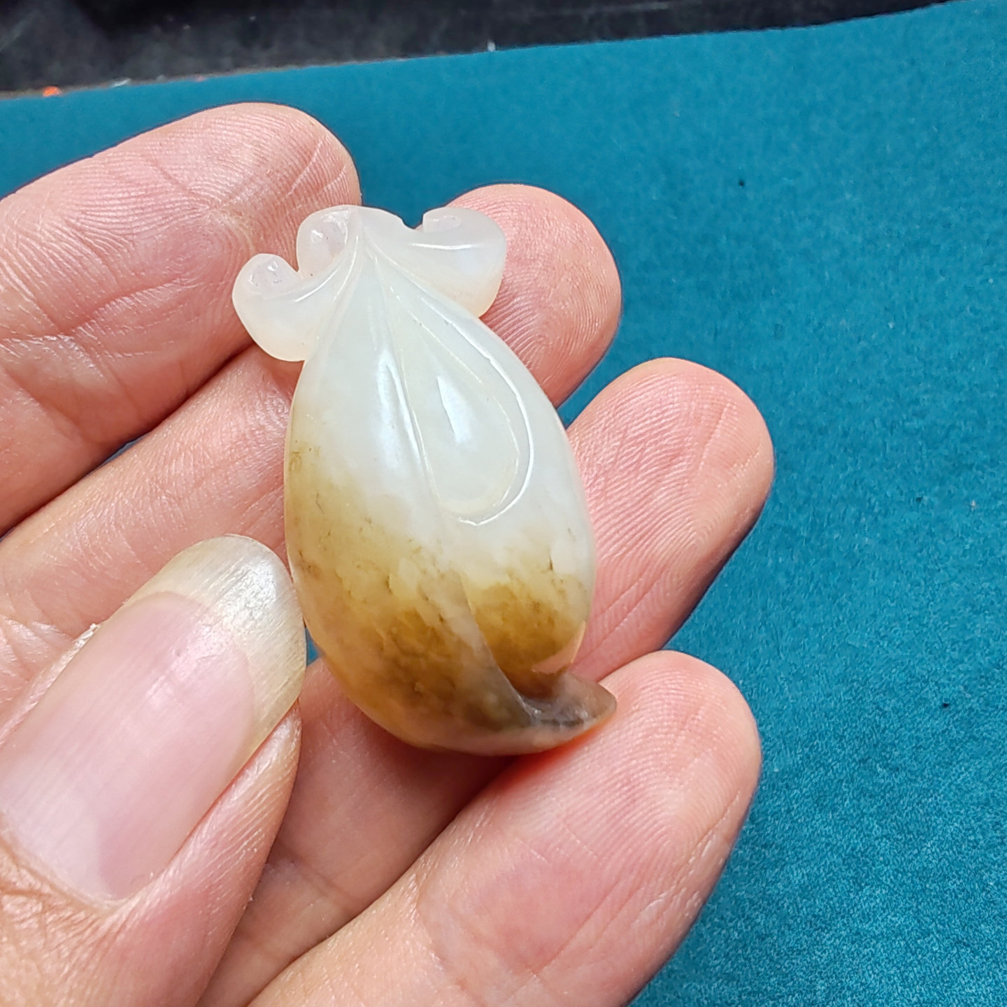 和田玉糖白玉玉兰花吊坠挂件精品油润细腻男女国风玉堂富贵