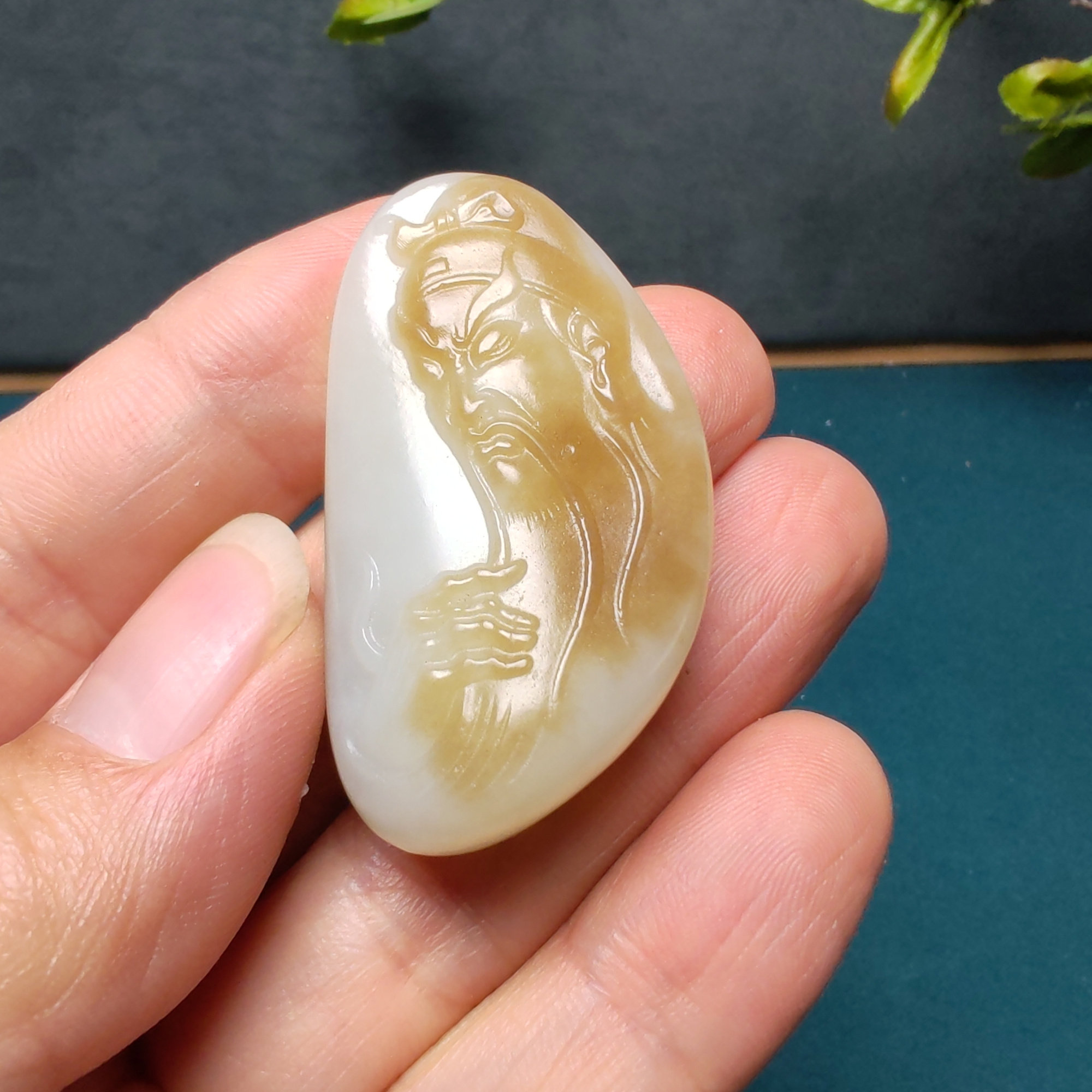 和田玉糖白玉武财神关公关羽吊坠挂件苏工精品油润细腻男忠义无双