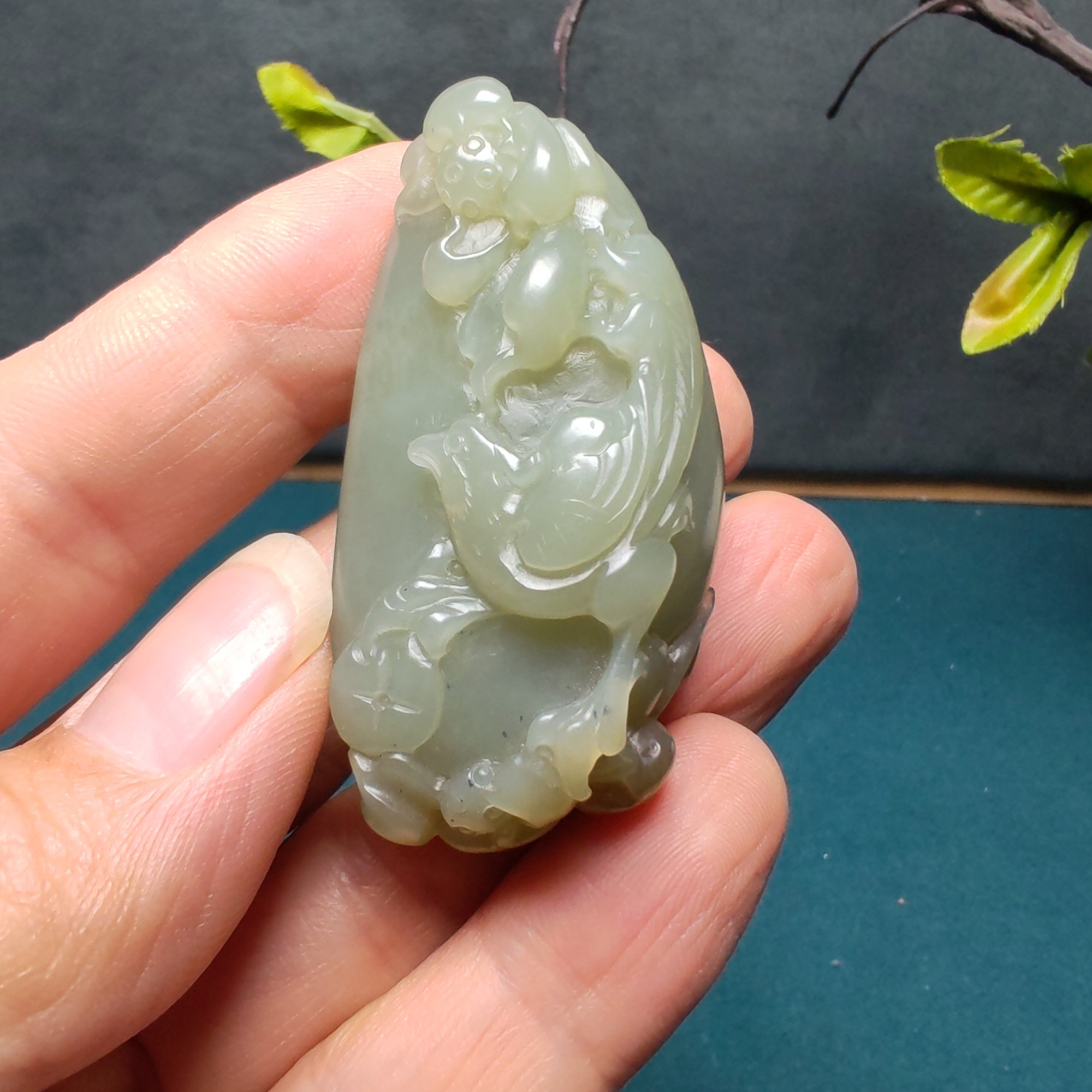 新疆和田玉且末糖青白玉莲花小鸟吊坠挂件精品油润男女鸟语花香