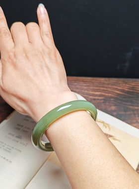 和田玉青白玉飘花手镯59mm保真