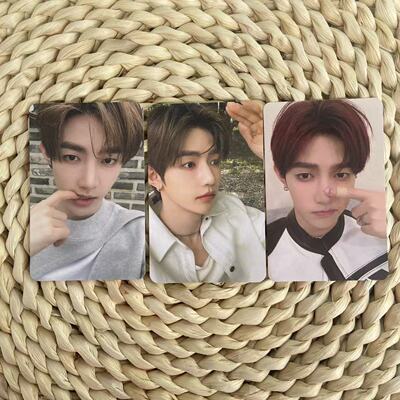 ZB1章昊星河签售小卡