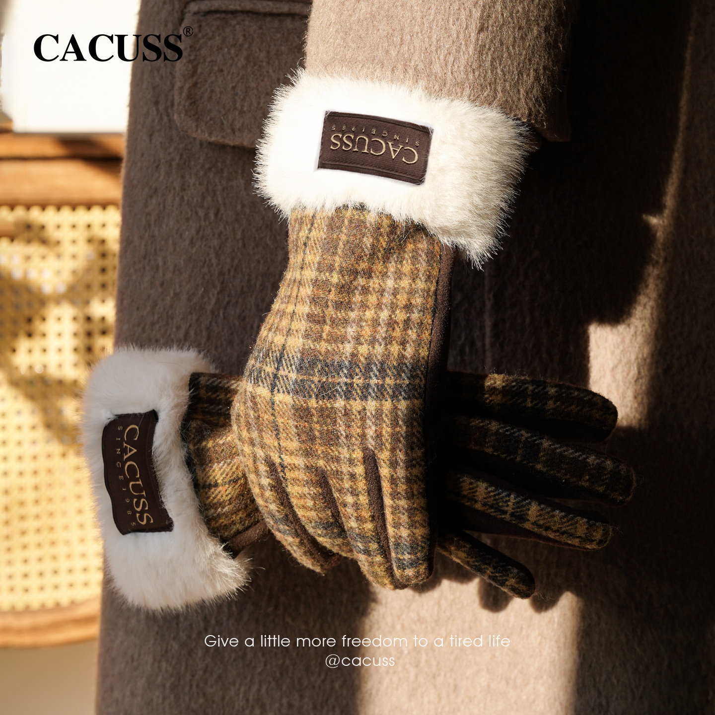 CACUSS羊毛冬季复古格纹拼手套女