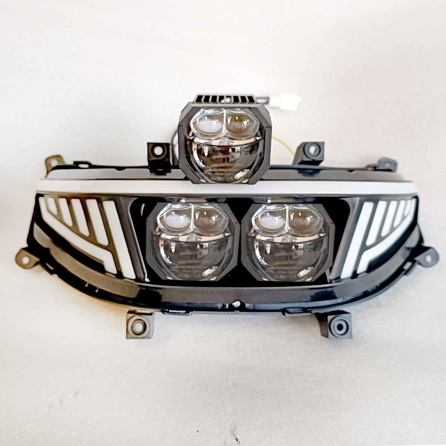 新升级1.8寸大矩阵激光透镜小九N9车灯仿九号新国标LED大灯直上,摩托车/装备/配件,摩托车车灯,淘宝优惠券,粉丝福利购,淘宝优惠卷