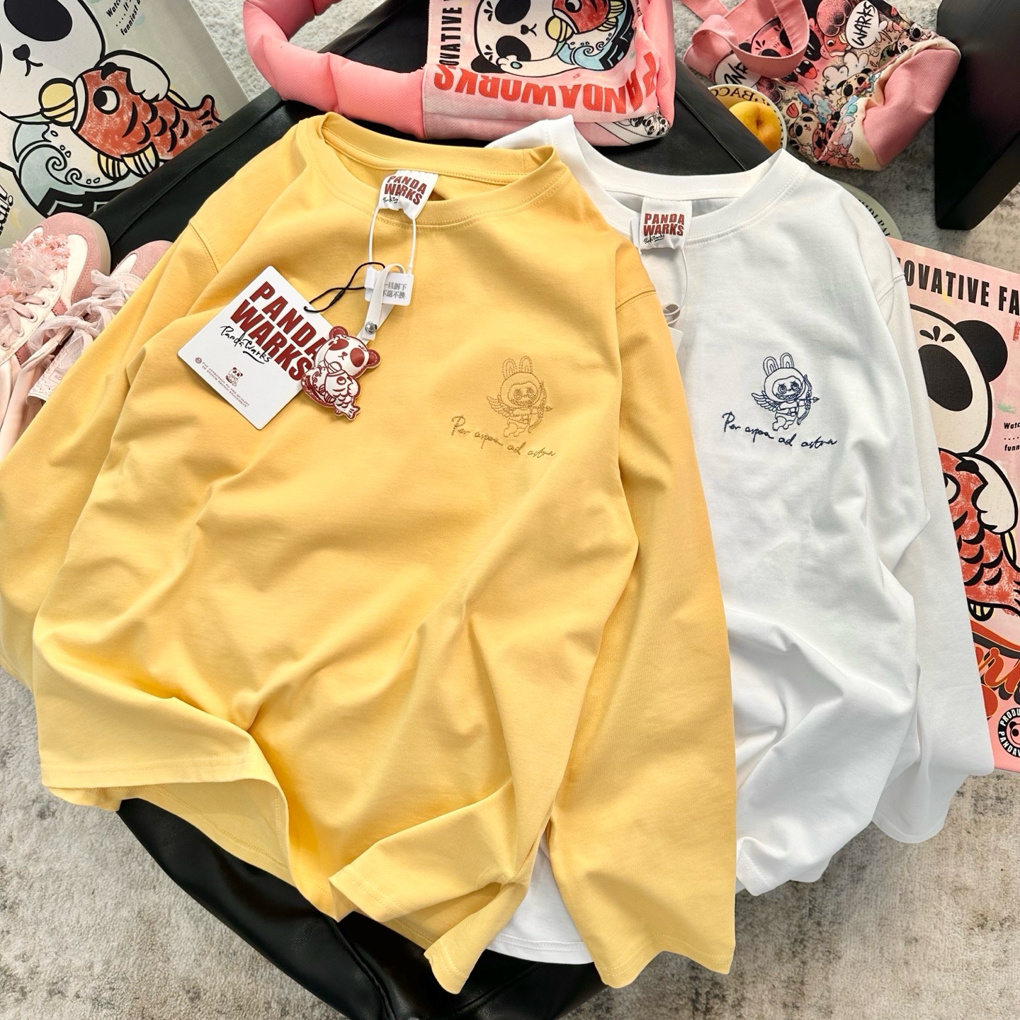 Pandawarks熊猫纸袋家新款纯棉长袖T恤线条刺绣拉布布宽松打底衫