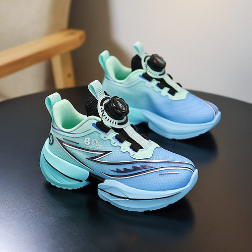 直出户外Kids Shoes旋转扣防滑透气网面春季儿童跑步鞋