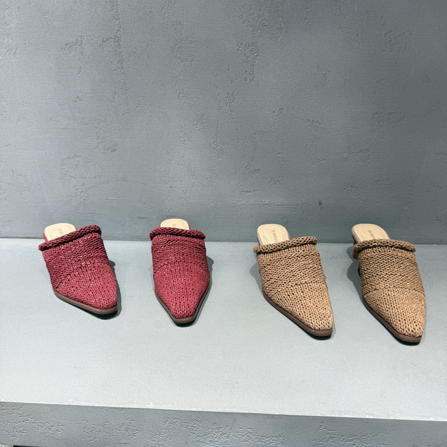 欧洲站女鞋2026春夏新款欧货真皮编织尖头粗跟时尚高跟凉拖女外穿