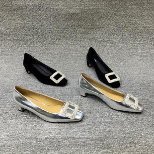 欧洲站女鞋2026春季新款欧货真皮浅口方扣亮钻平头粗跟时尚高跟鞋