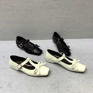 欧洲站女鞋2026春季新款欧货真皮浅口搭扣粗跟平头单鞋玛丽珍鞋女