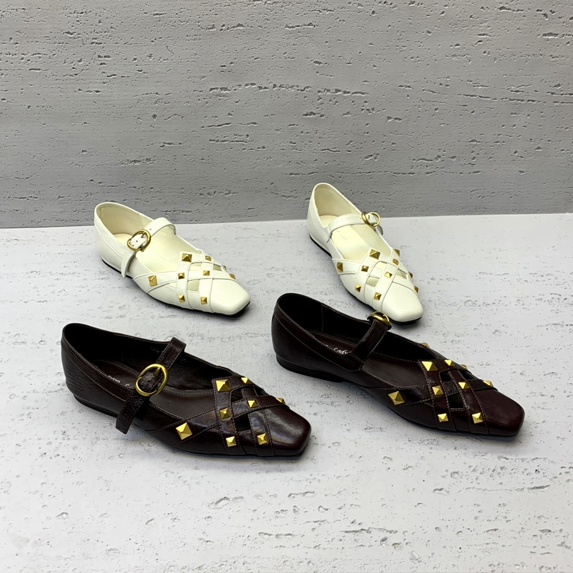欧洲站女鞋2026春季新款欧货真皮低跟皮带扣铆钉网孔时尚玛丽珍鞋,女鞋,玛丽珍鞋,淘宝优惠券,粉丝福利购,淘宝优惠卷