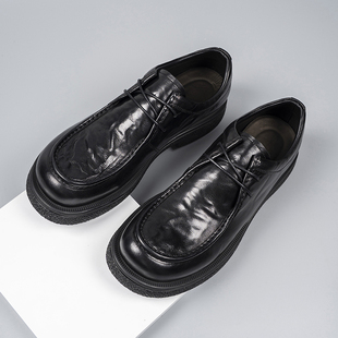 抗皱手抓纹黄牛皮皮鞋男款2025新款羊皮里牛皮垫脚休闲风大头鞋